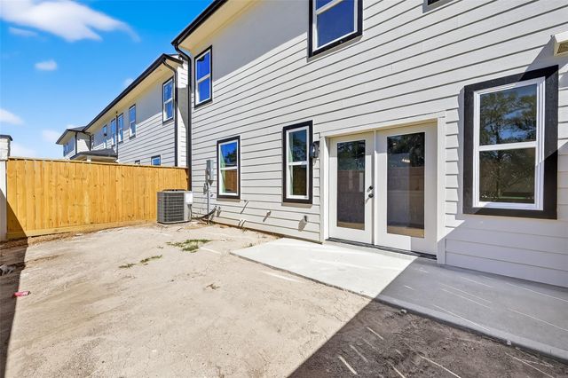 12315 New Jordan Lane, Cypress, TX 77429