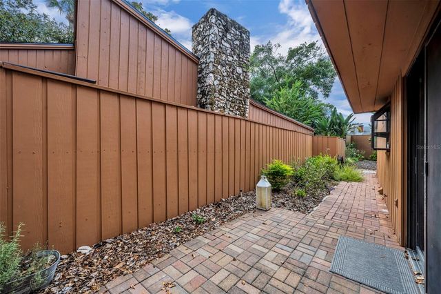 104 OAKS COURT, Sanford, FL 32771
