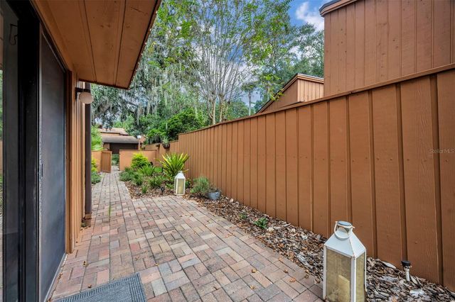 104 OAKS COURT, Sanford, FL 32771
