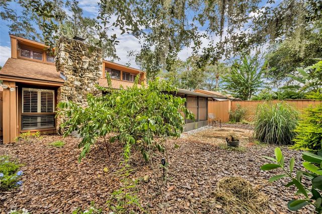 104 OAKS COURT, Sanford, FL 32771