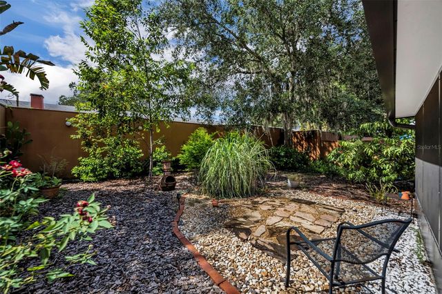 104 OAKS COURT, Sanford, FL 32771