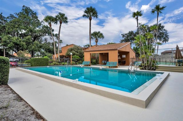 104 OAKS COURT, Sanford, FL 32771