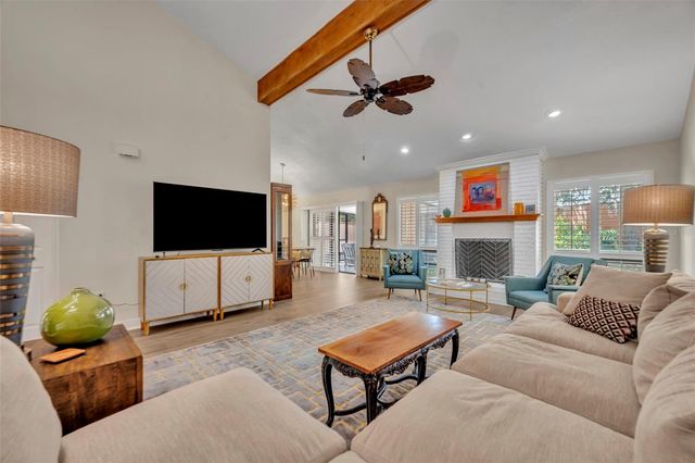 104 OAKS COURT, Sanford, FL 32771