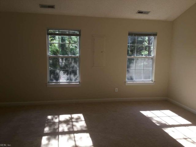 2211 Venice CT, Virginia Beach, VA 23456