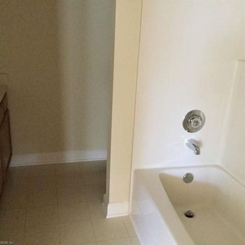 2211 Venice CT, Virginia Beach, VA 23456