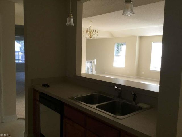 2211 Venice CT, Virginia Beach, VA 23456