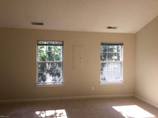 2211 Venice CT, Virginia Beach, VA 23456