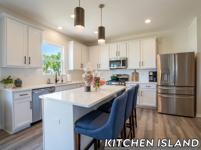 1022 Pauline Place, Plano, IL 60545
