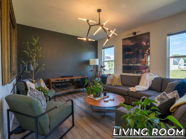 1022 Pauline Place, Plano, IL 60545