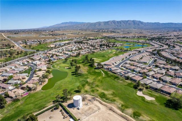 19120 Tiempo, Apple Valley, CA 92308