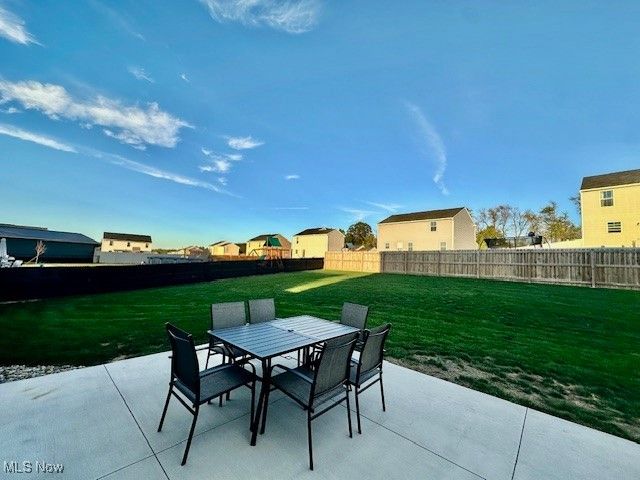 1252 Gabrielle Circle NW, Massillon, OH 44647