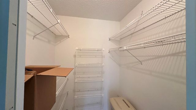 6585 Kensington Lane Apt 207, Delray Beach, FL 33446
