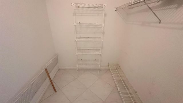 6585 Kensington Lane Apt 207, Delray Beach, FL 33446