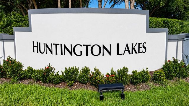 6585 Kensington Lane Apt 207, Delray Beach, FL 33446