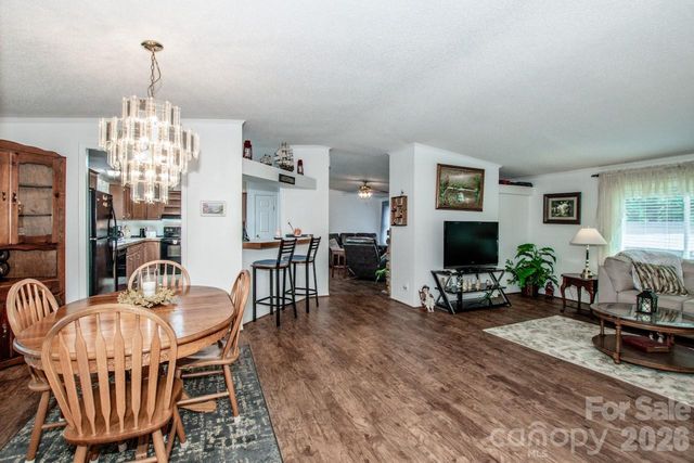 525 Mountain Meadows Drive, Bessemer City, NC 28016