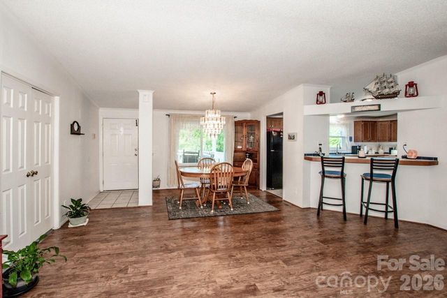 525 Mountain Meadows Drive, Bessemer City, NC 28016
