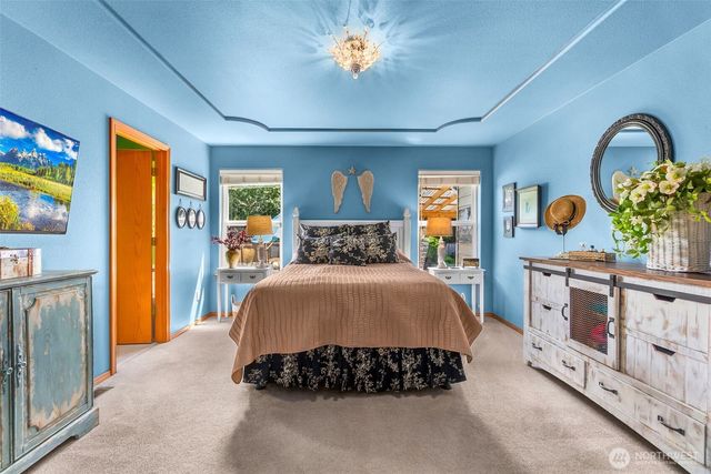 2315 20th Avenue NE, Olympia, WA 98506