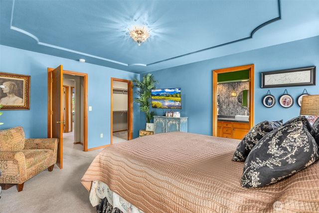 2315 20th Avenue NE, Olympia, WA 98506