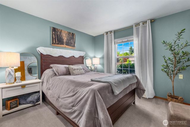 2315 20th Avenue NE, Olympia, WA 98506