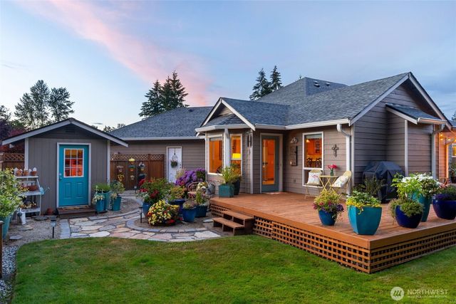 2315 20th Avenue NE, Olympia, WA 98506