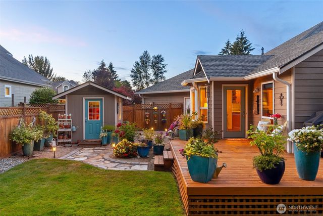 2315 20th Avenue NE, Olympia, WA 98506