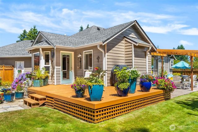 2315 20th Avenue NE, Olympia, WA 98506