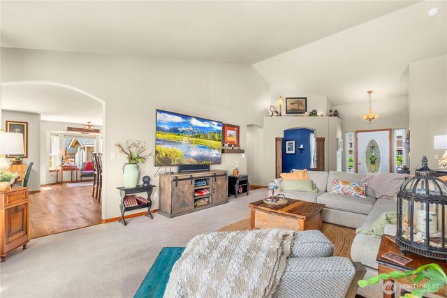 2315 20th Avenue NE, Olympia, WA 98506