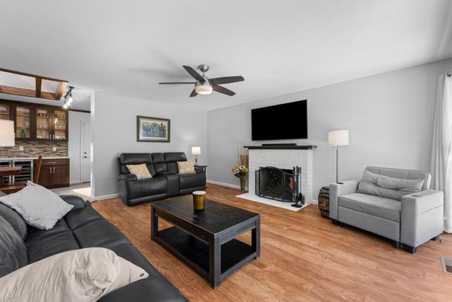 3294 Lindenoaks Drive, San Jose, CA 95117