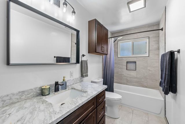 3294 Lindenoaks Drive, San Jose, CA 95117