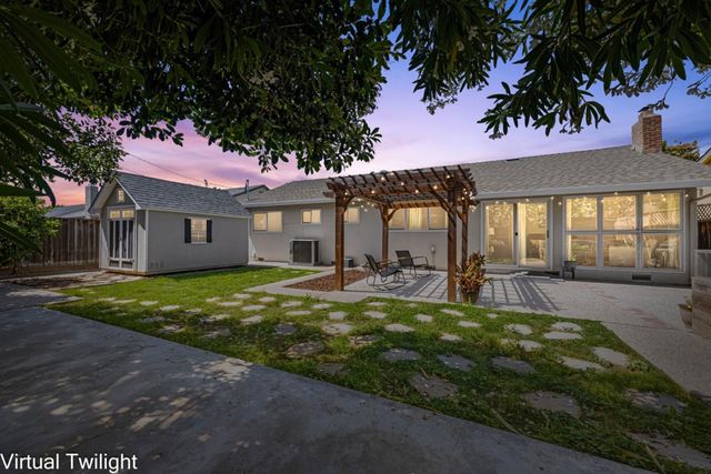 3294 Lindenoaks Drive, San Jose, CA 95117
