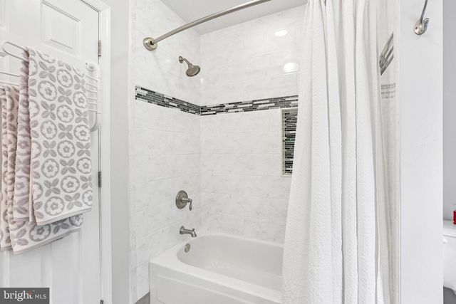 6621 BELLE CHASE CT, Gaithersburg, MD 20882