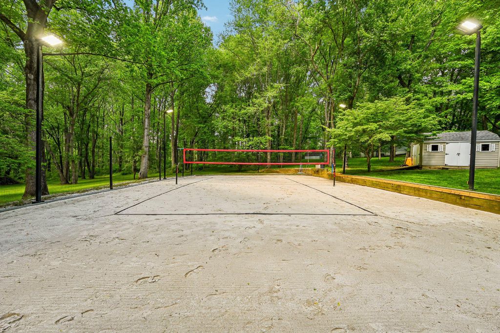 Image 60 of property listing at 6621 BELLE CHASE CT, Gaithersburg, MD 20882