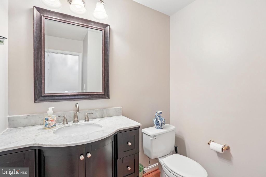 Image 69 of property listing at 6621 BELLE CHASE CT, Gaithersburg, MD 20882