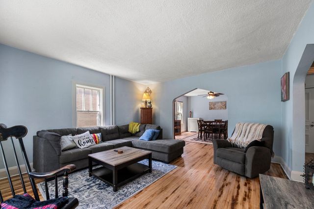 665 5th Street E, Saint Paul, MN 55106