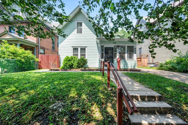 665 5th Street E, Saint Paul, MN 55106