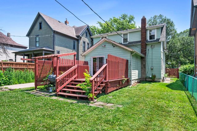 665 5th Street E, Saint Paul, MN 55106