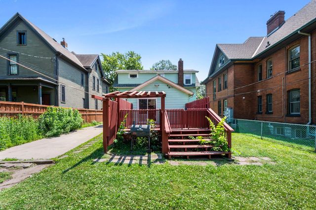 665 5th Street E, Saint Paul, MN 55106
