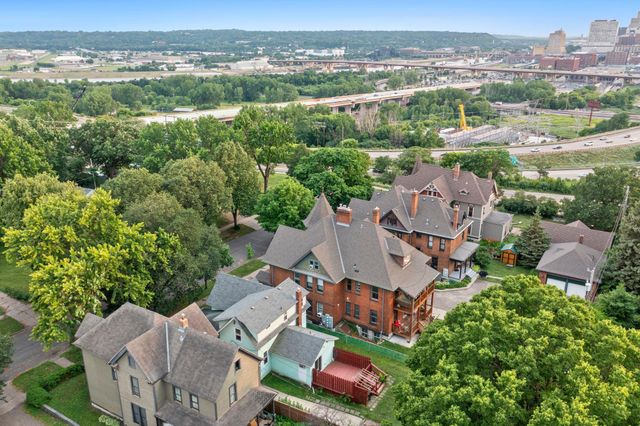 665 5th Street E, Saint Paul, MN 55106