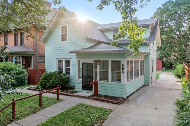 665 5th Street E, Saint Paul, MN 55106