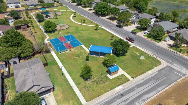 511 S Pauley DR, Hutto, TX 78634