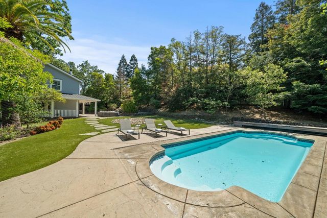 1353 Edgewood Road, Redwood City, CA 94062