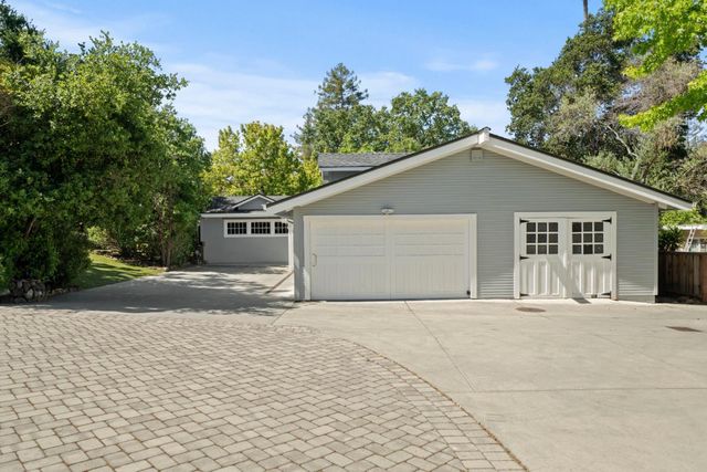 1353 Edgewood Road, Redwood City, CA 94062