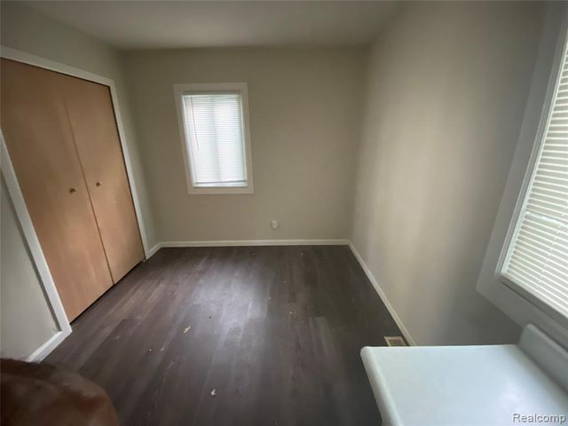 3822 Larchmont Street, Flint, MI 48532