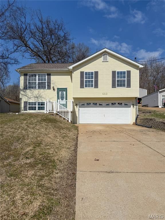 1313 Hill Road, Festus, MO 63028