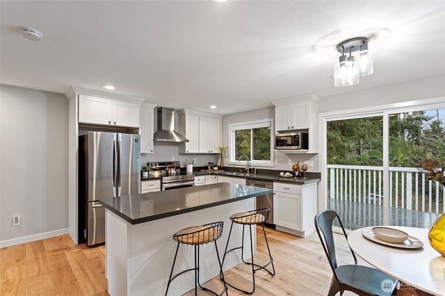 12625 169th Avenue SE, Renton, WA 98059