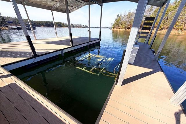 6476 Chestnut Hill Road, Flowery Branch, GA 30542