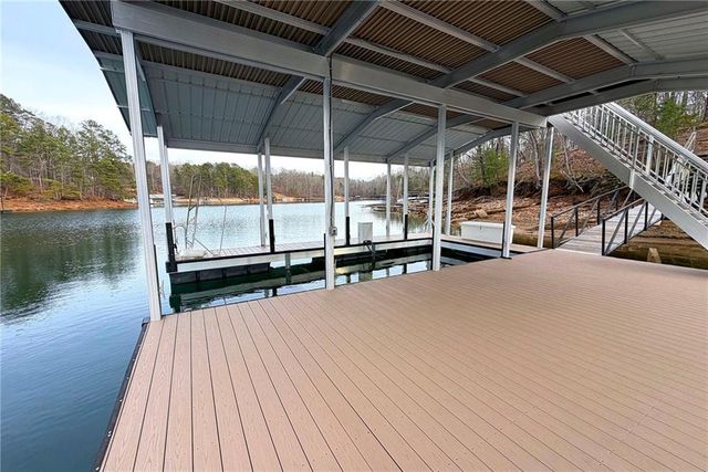 6476 Chestnut Hill Road, Flowery Branch, GA 30542