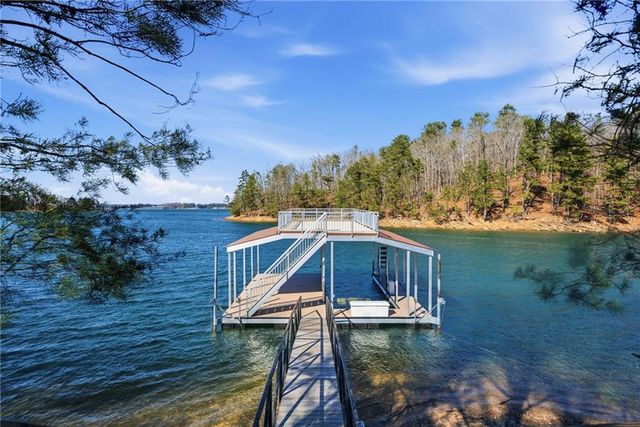 6476 Chestnut Hill Road, Flowery Branch, GA 30542