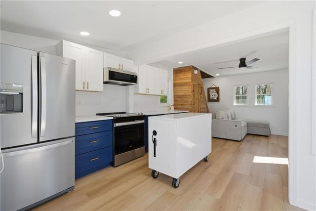 6476 Chestnut Hill Road, Flowery Branch, GA 30542