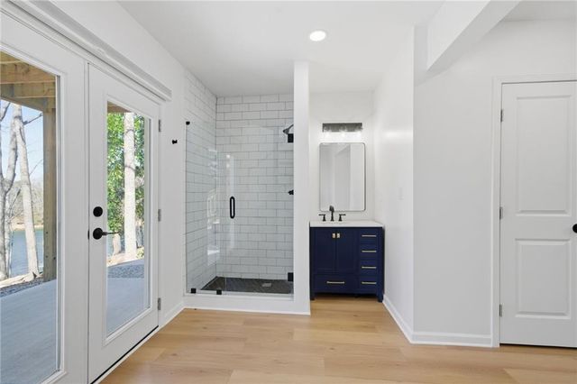 6476 Chestnut Hill Road, Flowery Branch, GA 30542